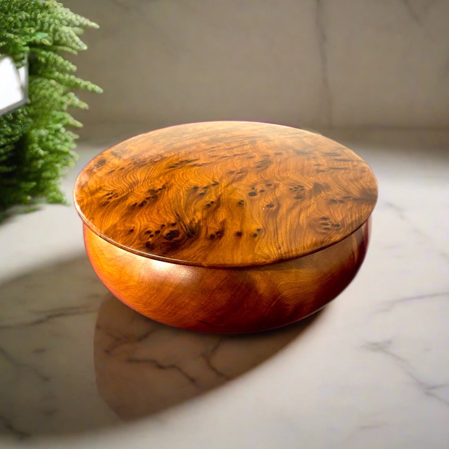 Lg Mushroom Box, Thuya Wood