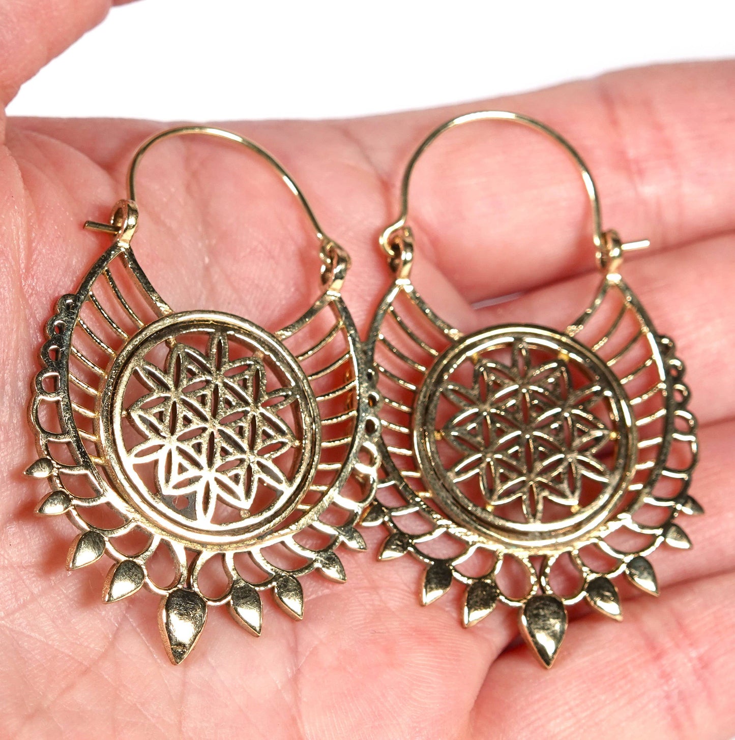 Floral pattern Earrings of Golden and Silver Color