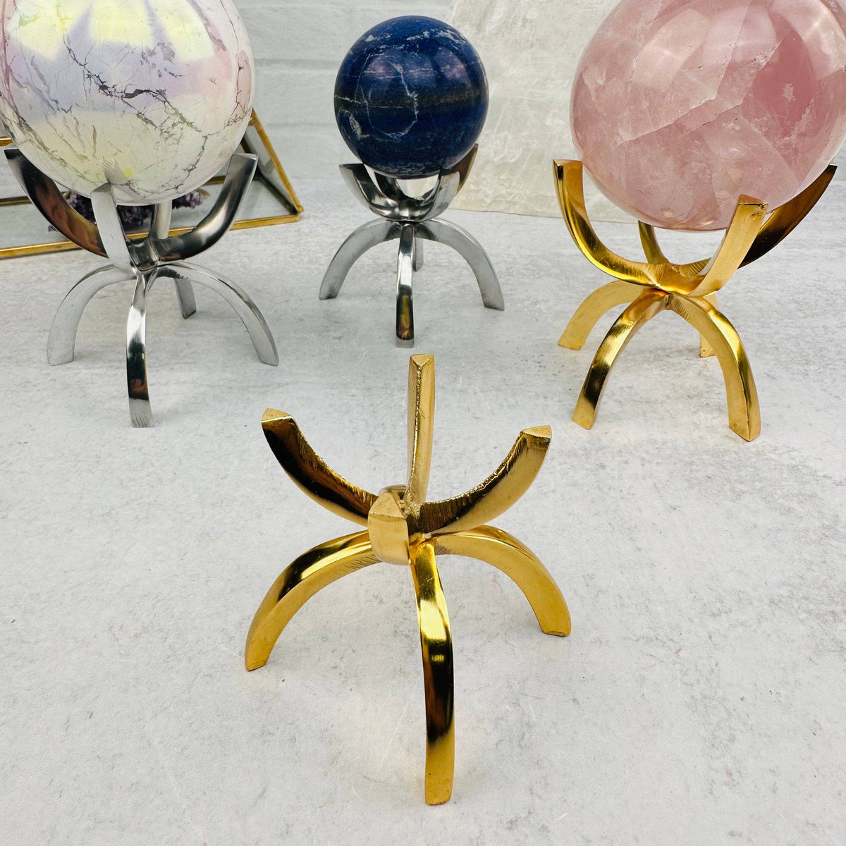 Metal Claw Stand - Sphere Holder - Holds other Crystals