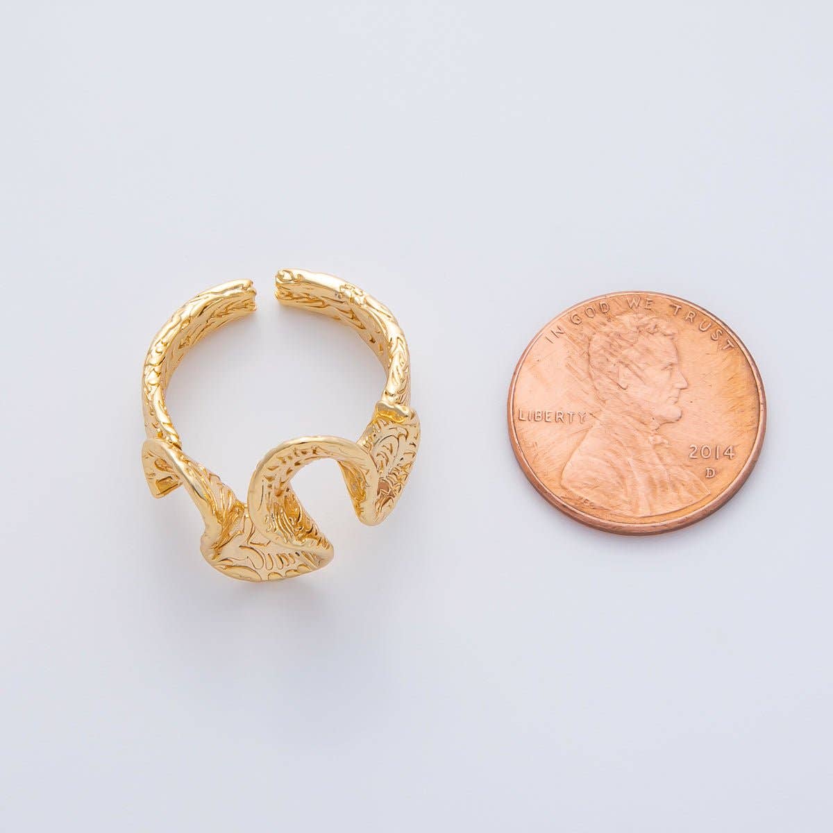 18K Gold Filled Leaf Textured Curved Wave Band Adjustable Ring | O596