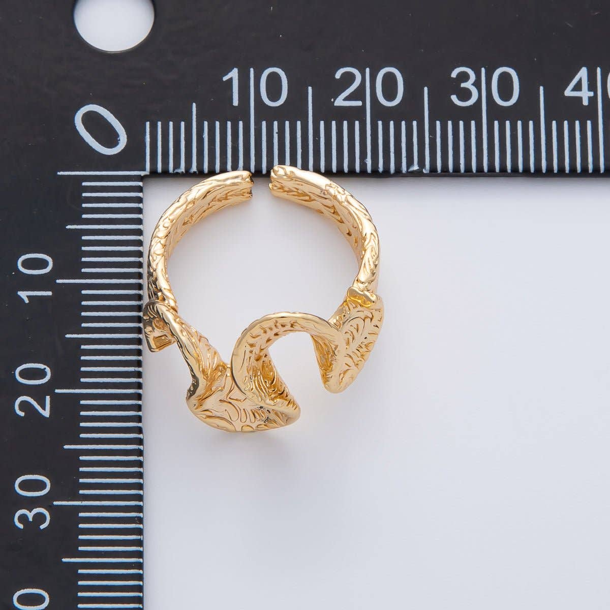 18K Gold Filled Leaf Textured Curved Wave Band Adjustable Ring | O596