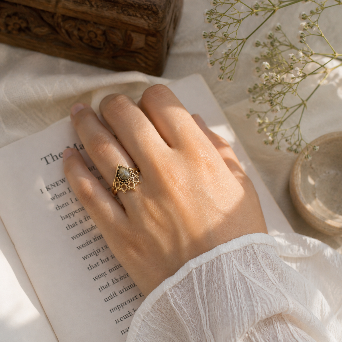 Tanvi Collection Ring - Gold Ornate with Labradorite