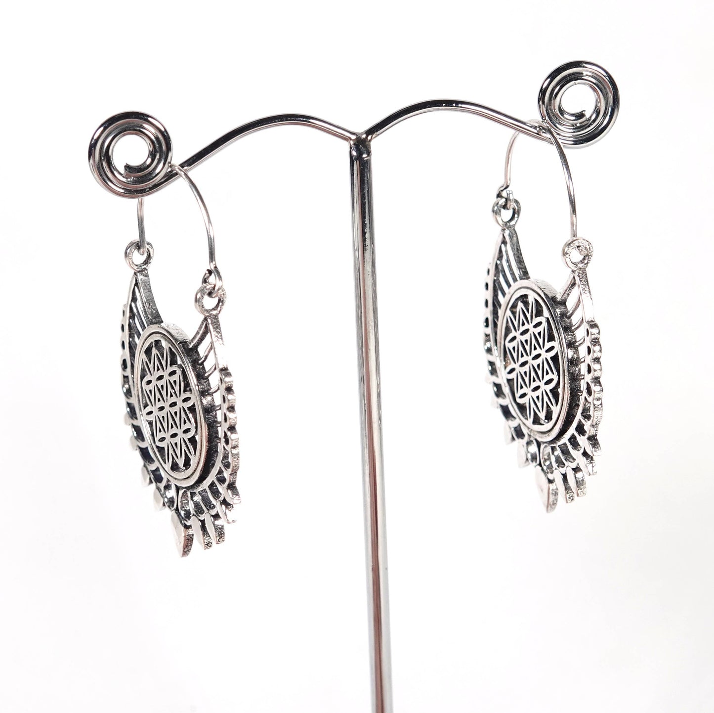 Floral pattern Earrings of Golden and Silver Color