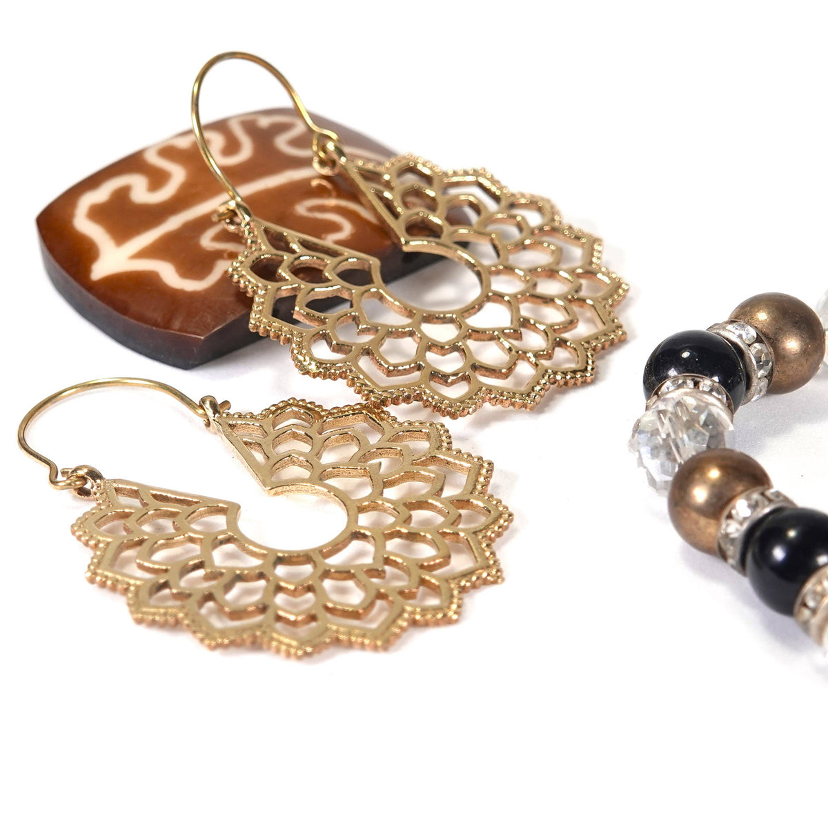 Floral pattern Earrings of Golden and Silver Color