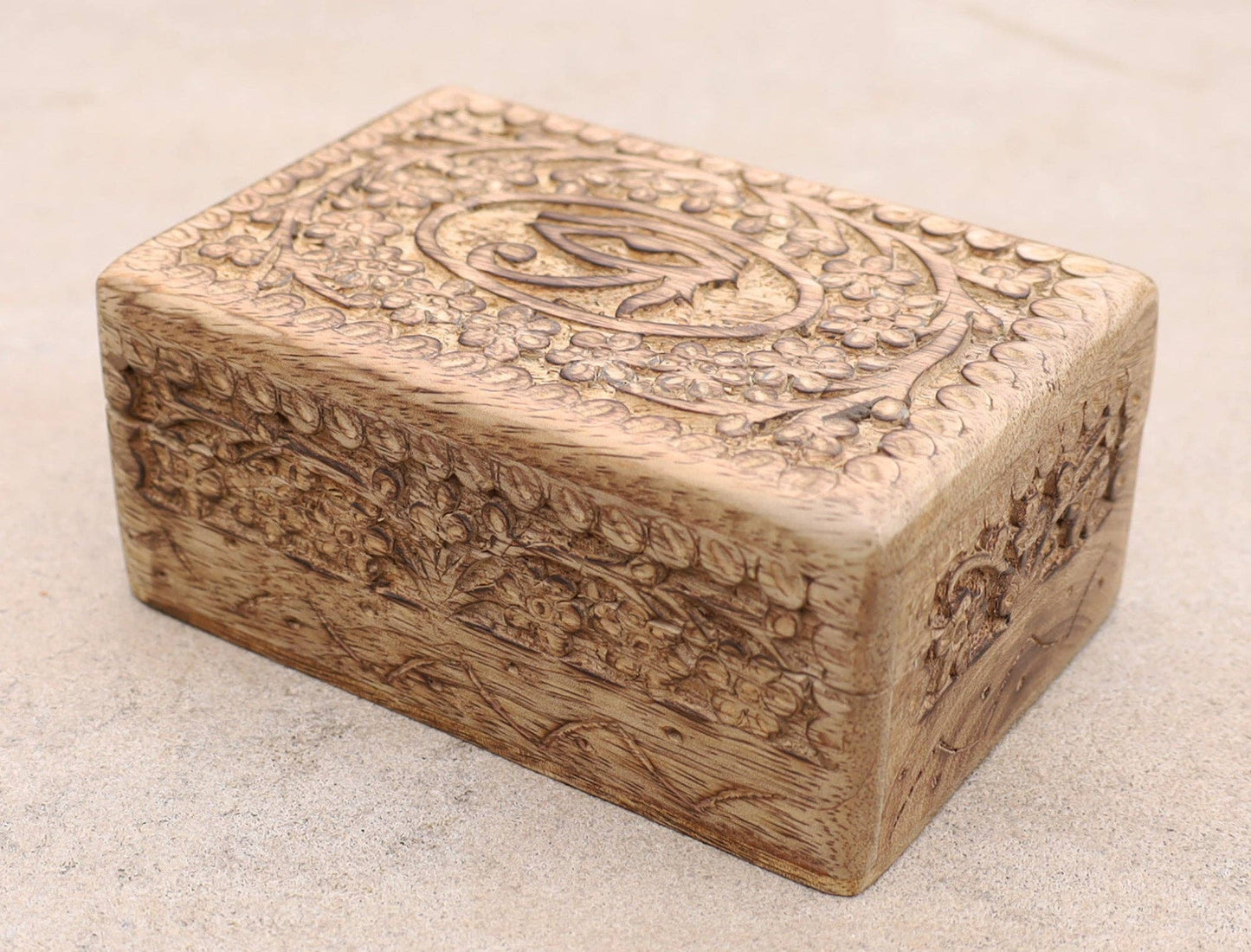 Egyptian Eye of Horus Hand Carved Jewelry Trinket Keepsake W