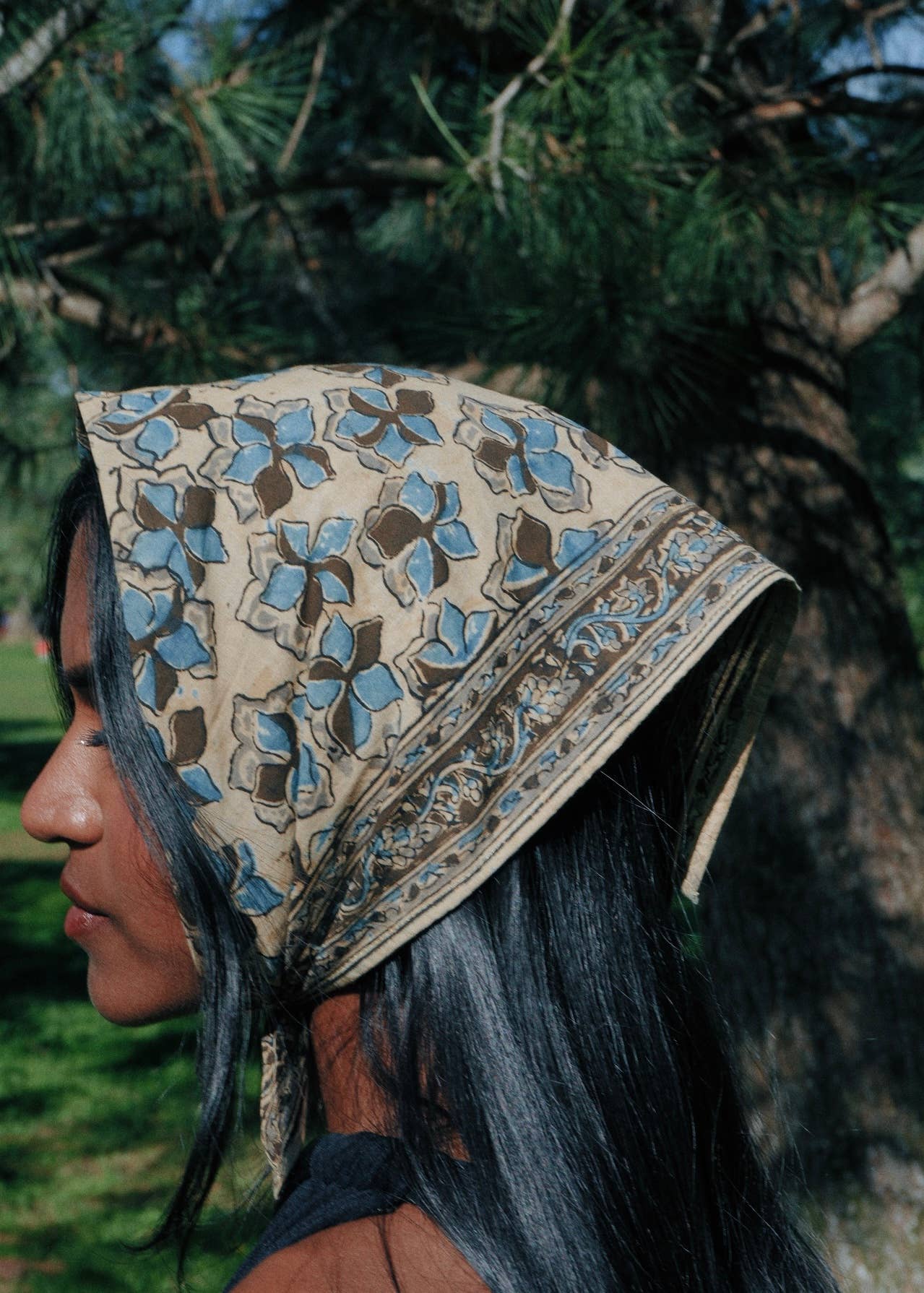 Blue Jay - Kalamkari Cotton Bandana (KK1462)