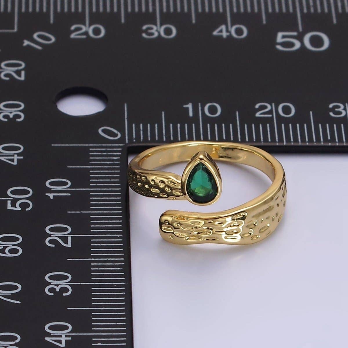 14K Gold Filled Green Teardrop CZ Hammered Band Ring | O-568