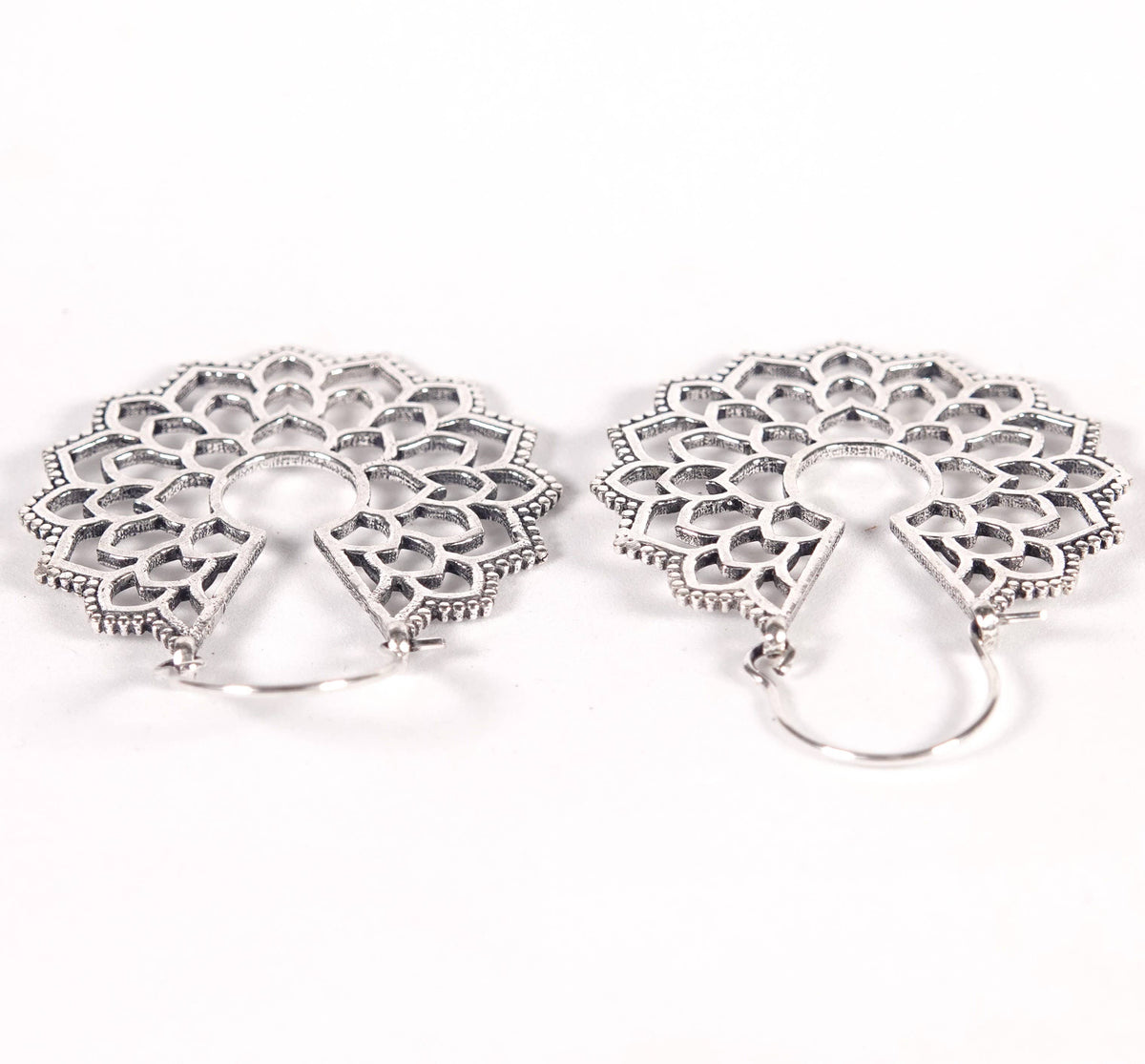 Floral pattern Earrings of Golden and Silver Color