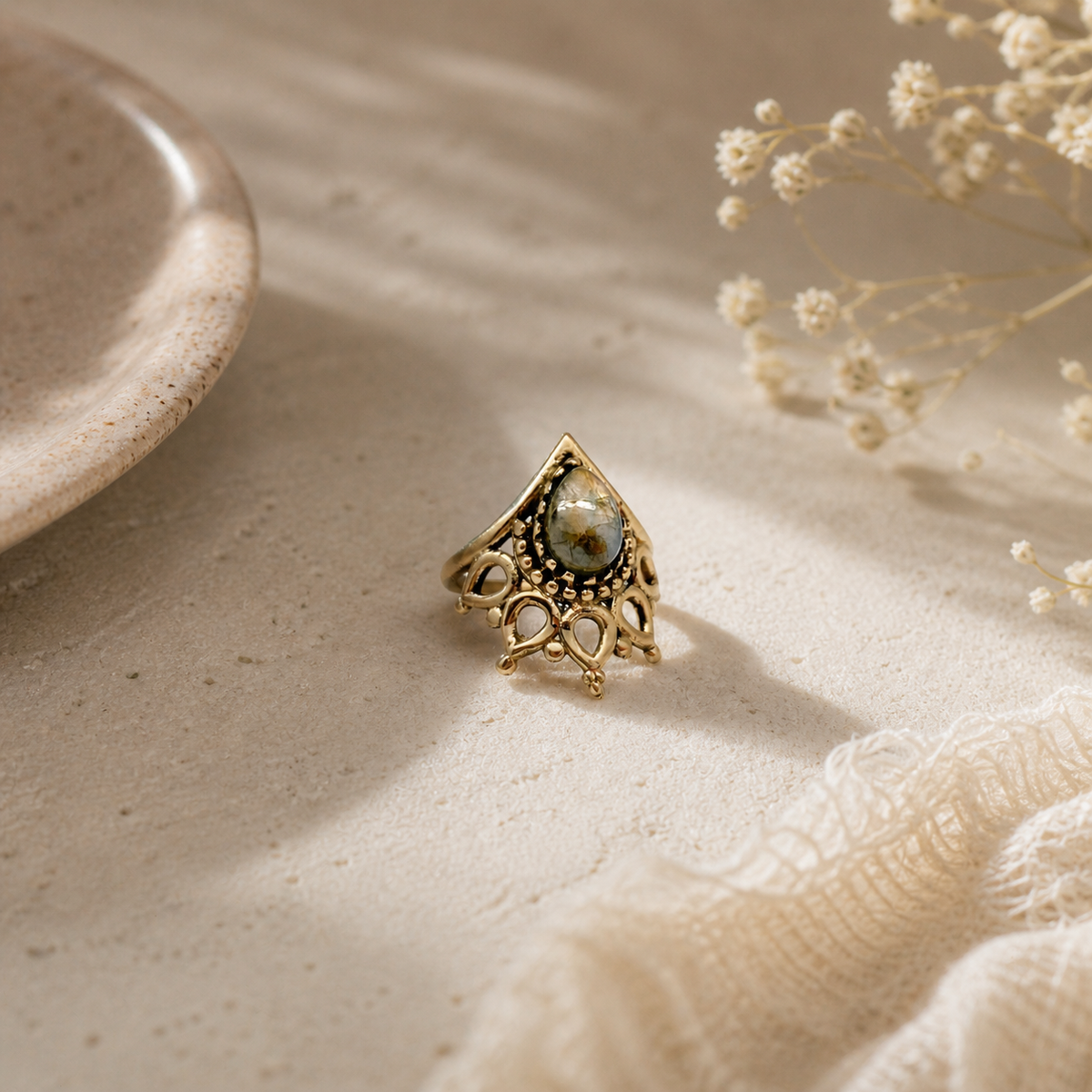 Tanvi Collection Ring - Gold Ornate with Labradorite