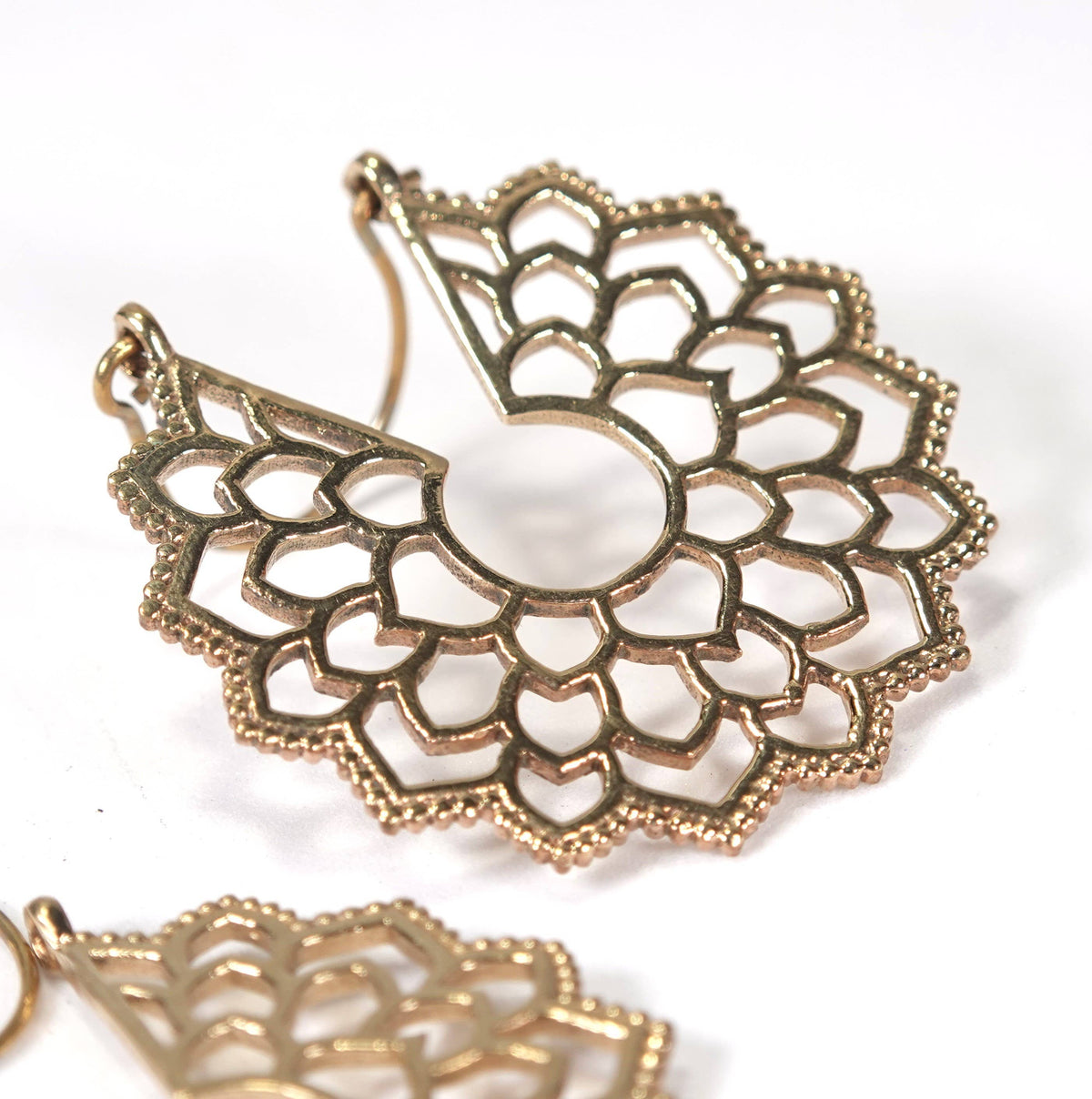 Floral pattern Earrings of Golden and Silver Color