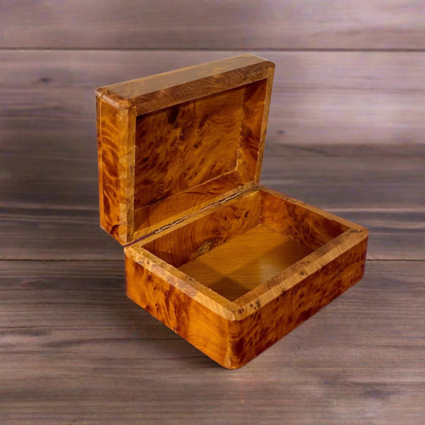 Med Hinged Box, Thuya Wood