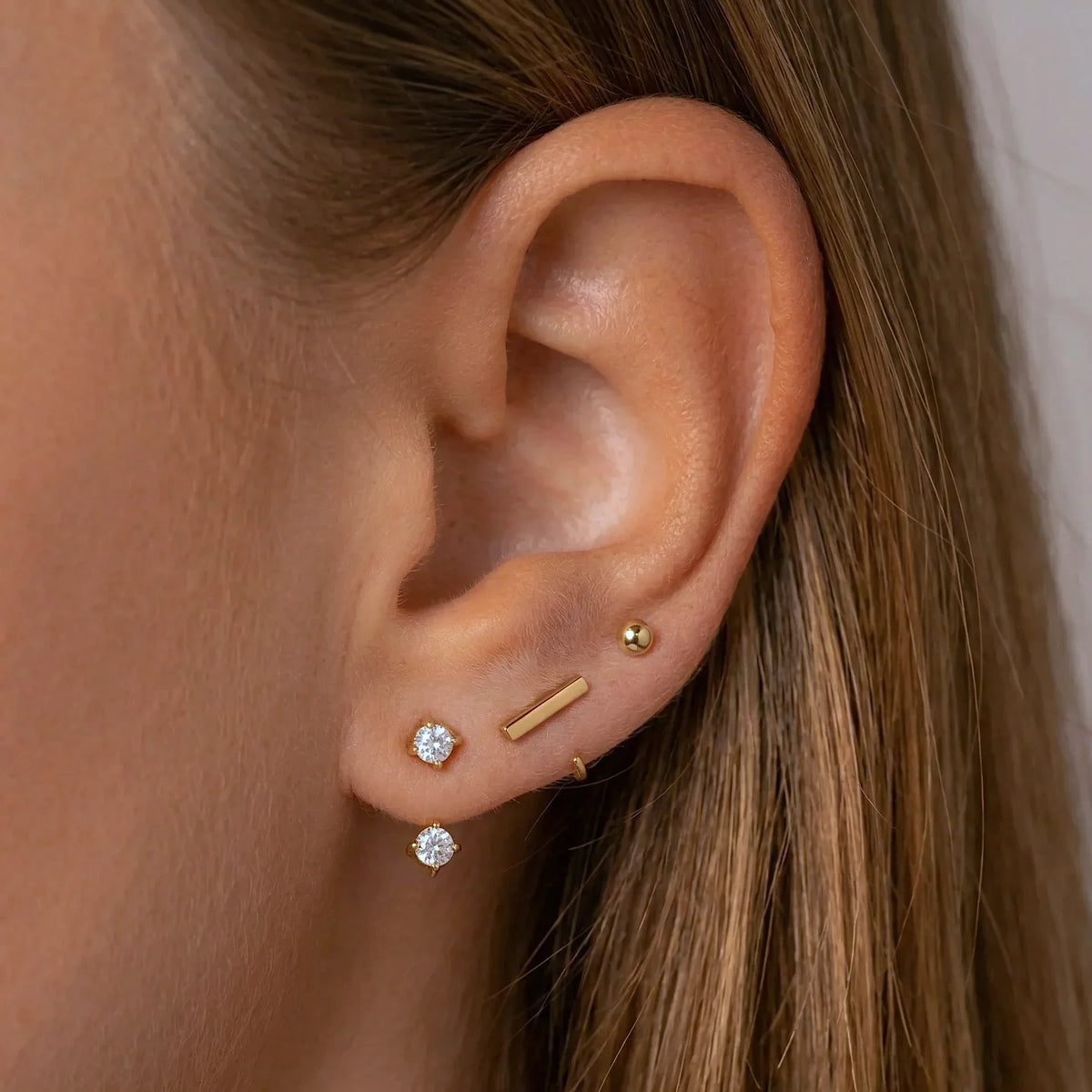 Bar Open Huggies Earrings - Gold