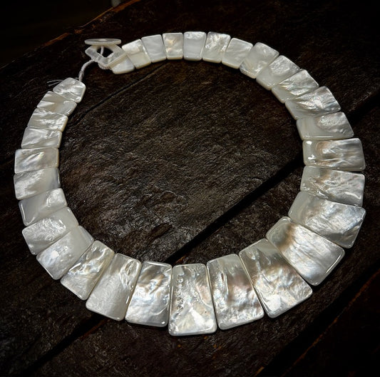 Mother of Pearl Shell Necklace