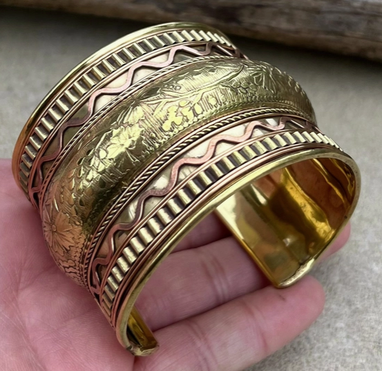 JBR, Handcrafted Brass Cuff (Floral), India