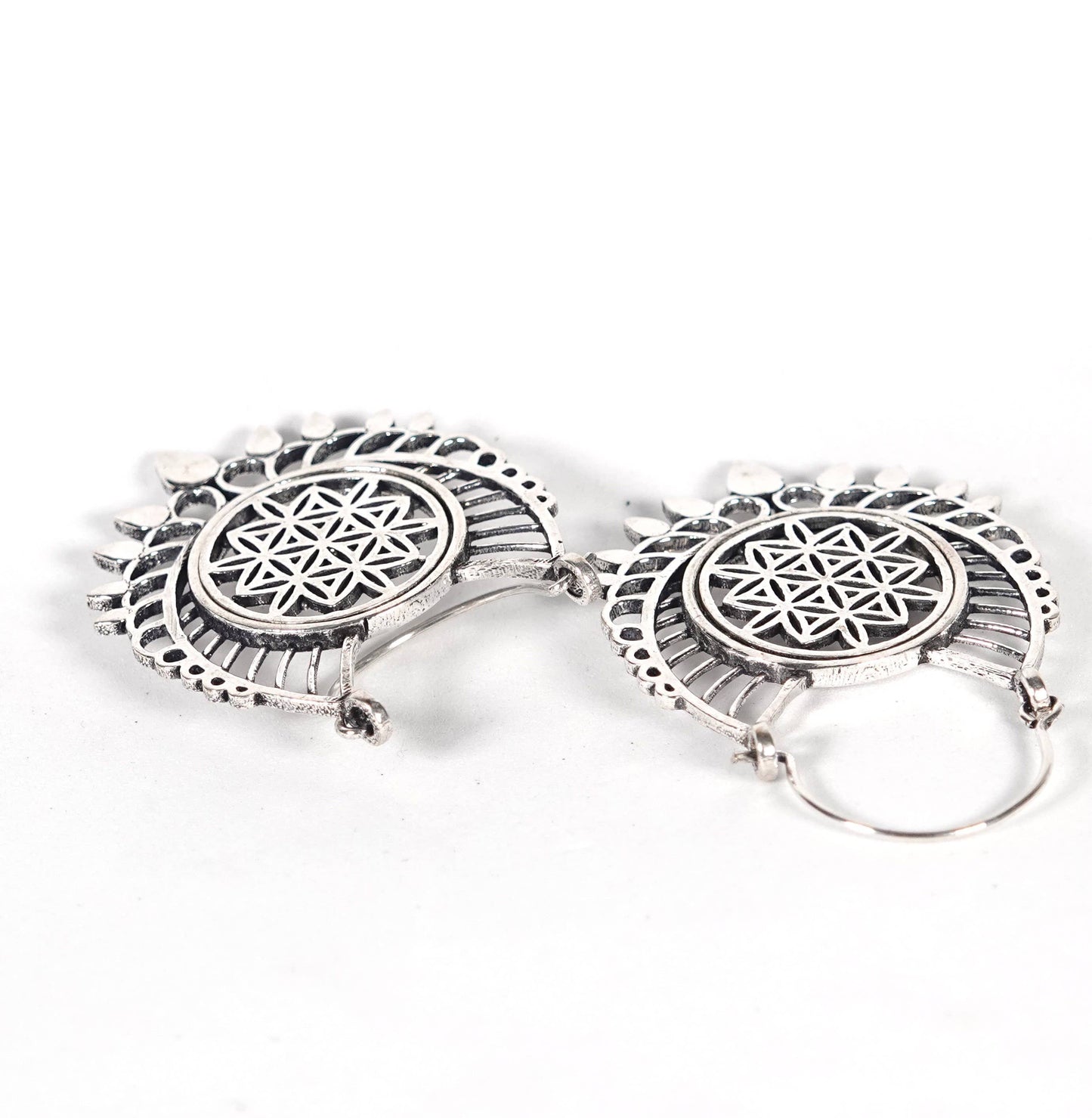 Floral pattern Earrings of Golden and Silver Color