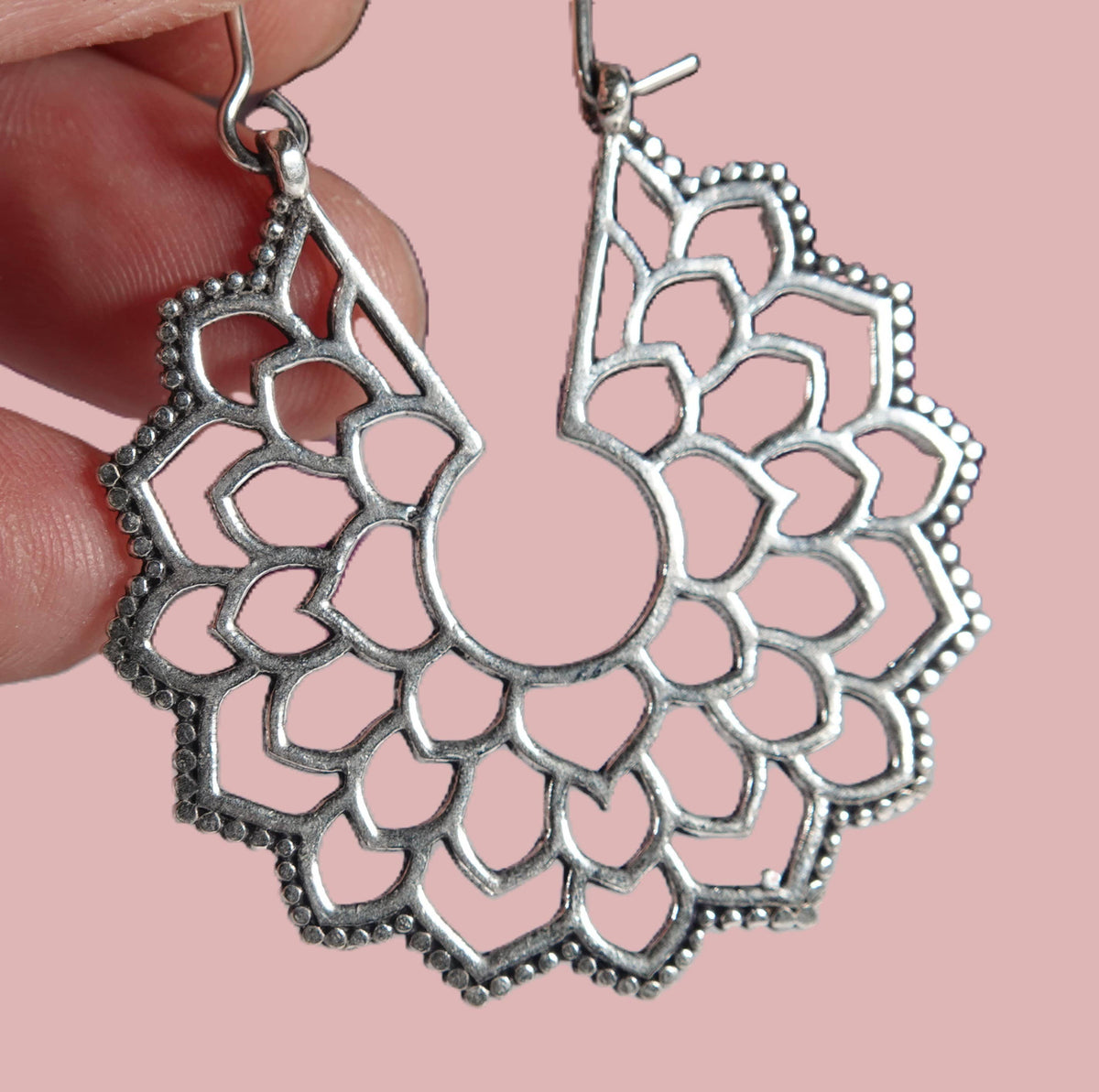 Floral pattern Earrings of Golden and Silver Color